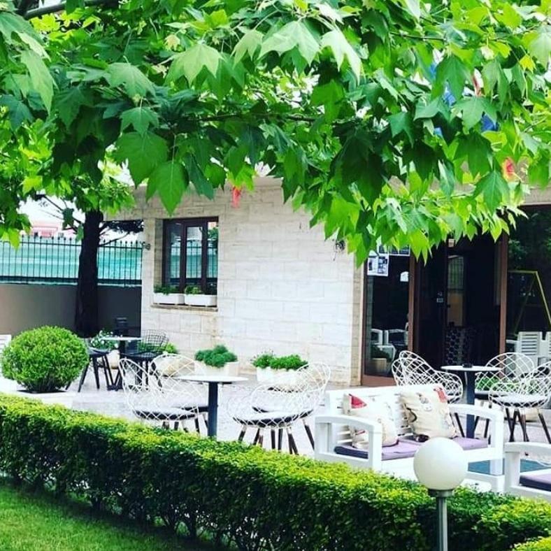 Hotel Ambasador Garden Lezhë 외부 사진