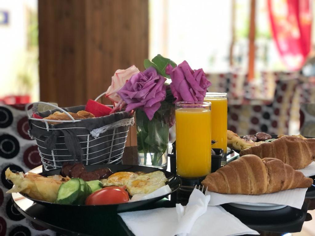 Hotel Ambasador Garden Lezhë 외부 사진
